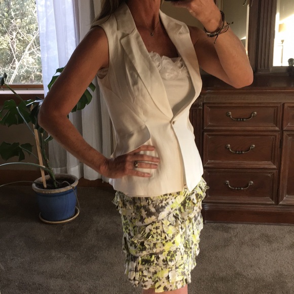 Banana Republic Floral Skirt size  0 - 2 - Picture 1 of 4