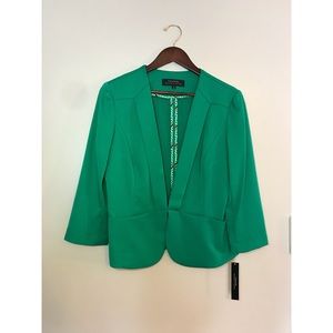 Tahari Blazer (w/ tag)