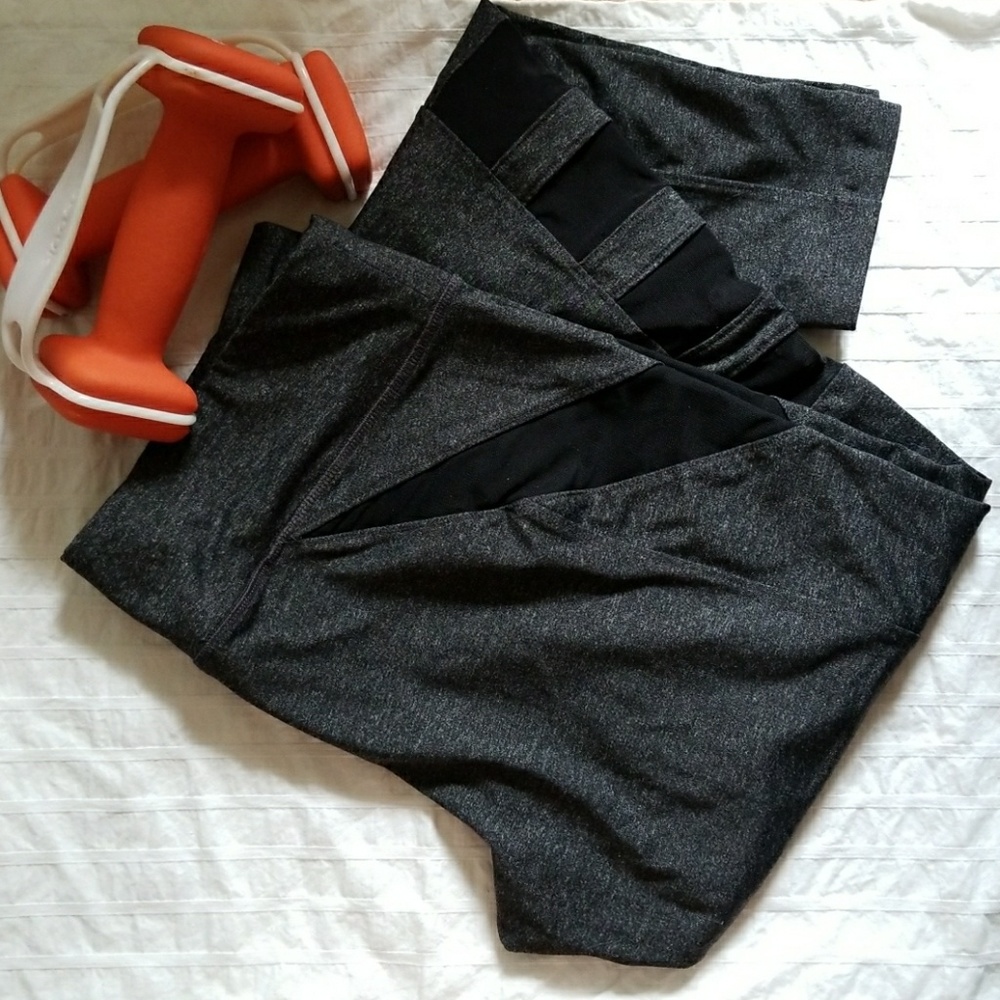 FOEVER 21 Yoga pants/Leggings