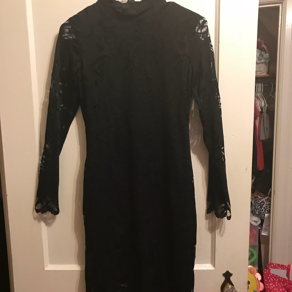 Long sleeve lace dress