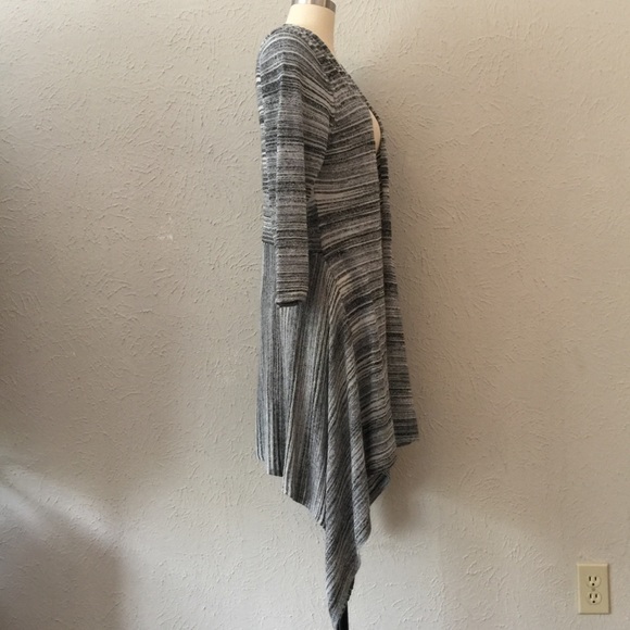 [RED] Brand Open Front Duster - Picture 5 of 8