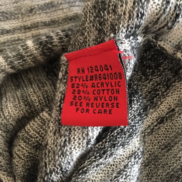 [RED] Brand Open Front Duster - Picture 8 of 8