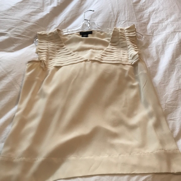 Top - Picture 3 of 3