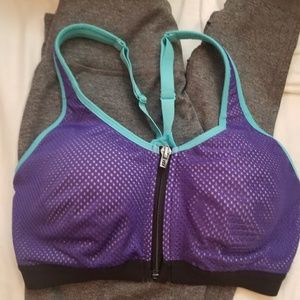 VS Sports Bra