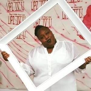 Meet your Posher, Ronnette