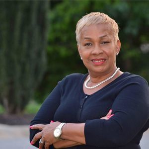 Meet your Posher, Marilyn