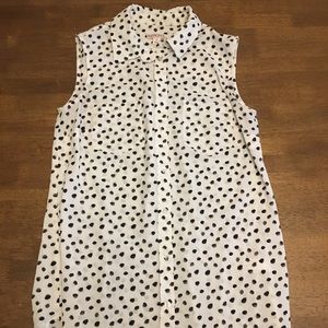 Polka dotted tank with shirttails