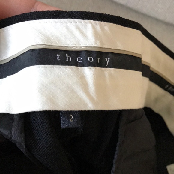 Theory wool pants like new size 2 - Picture 2 of 3