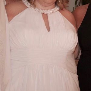 White formal dress size 28