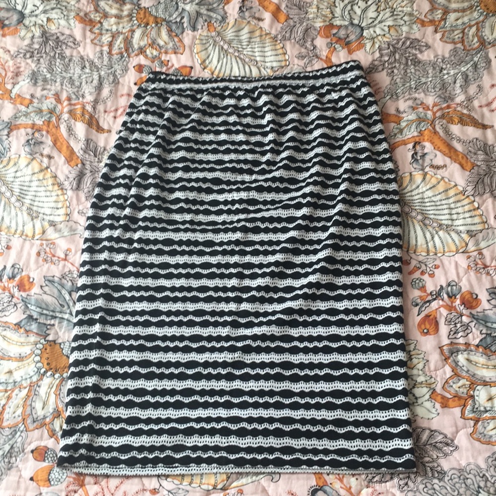 Black and white Ivanka trump skirt