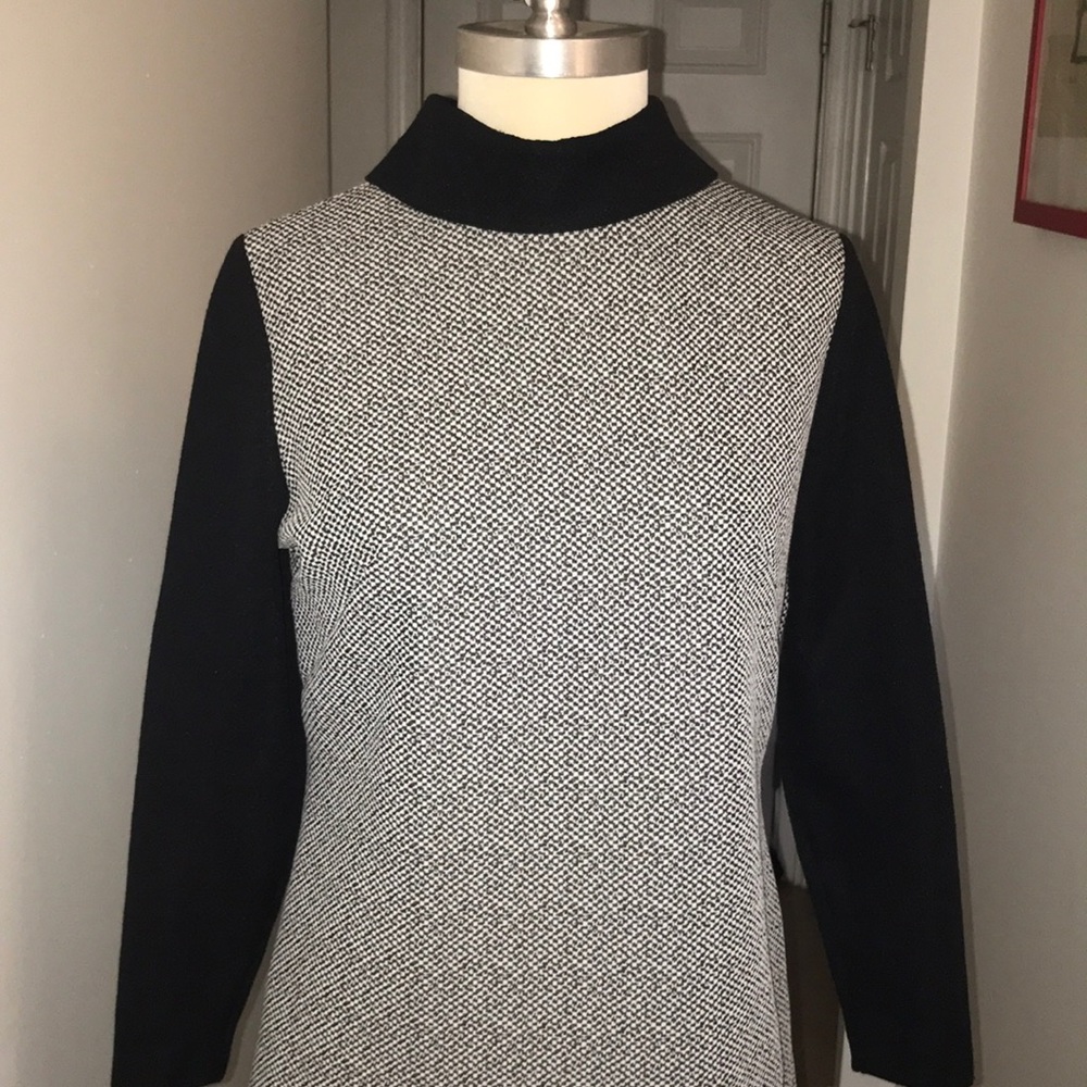 Vintage Black and white collar dress size S😘😘 - Picture 2 of 8