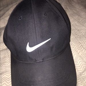 Black nike hat worn a couple times