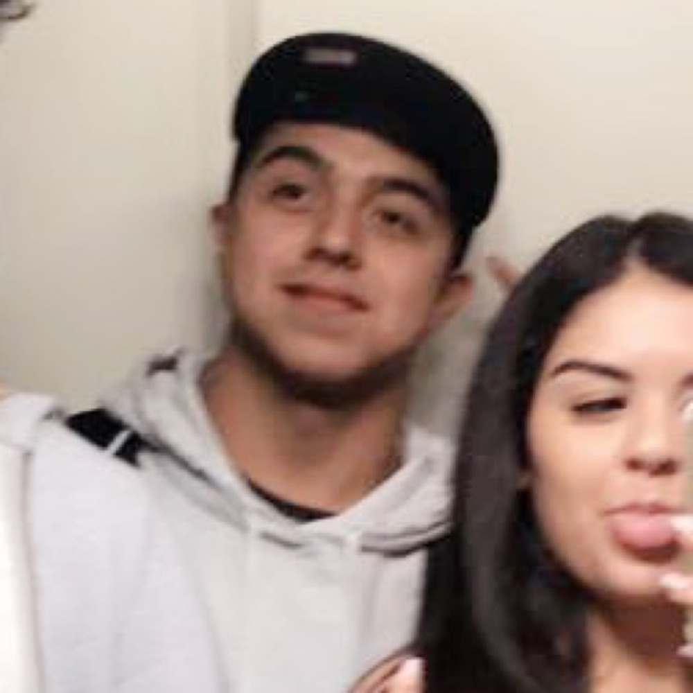 Meet your Posher, Dustin