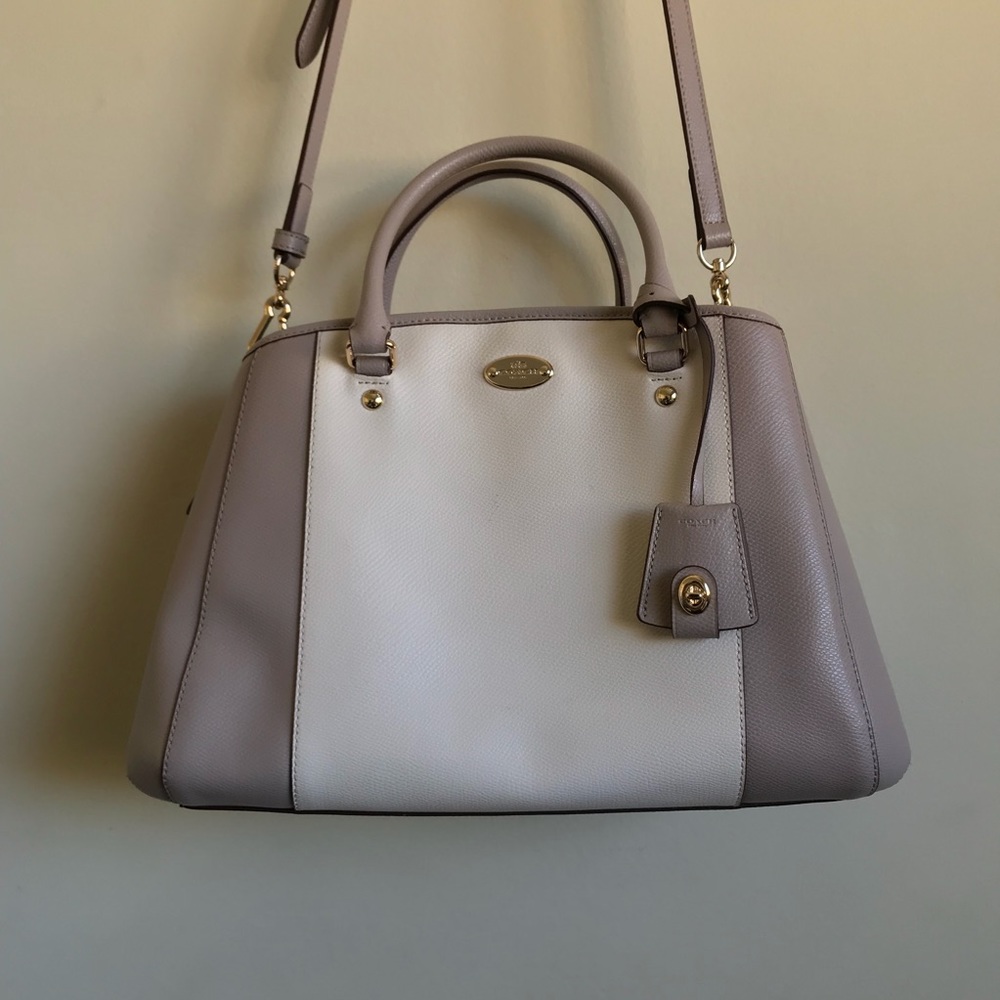 BNWOT White and Lavender Coach Bag