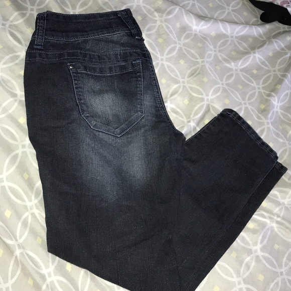 Standards & Practices Denim Capris - Picture 6 of 6