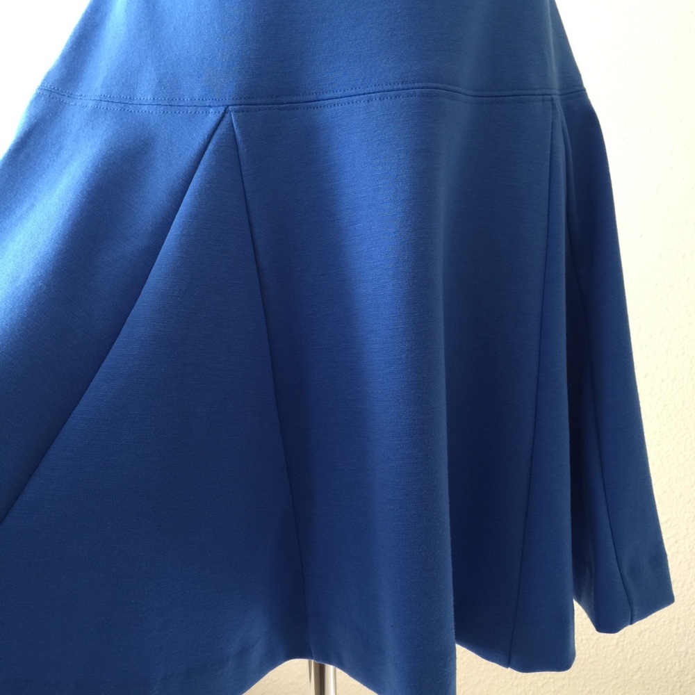 Banana Republic Ponte Fit & Flare Dress - Picture 4 of 6