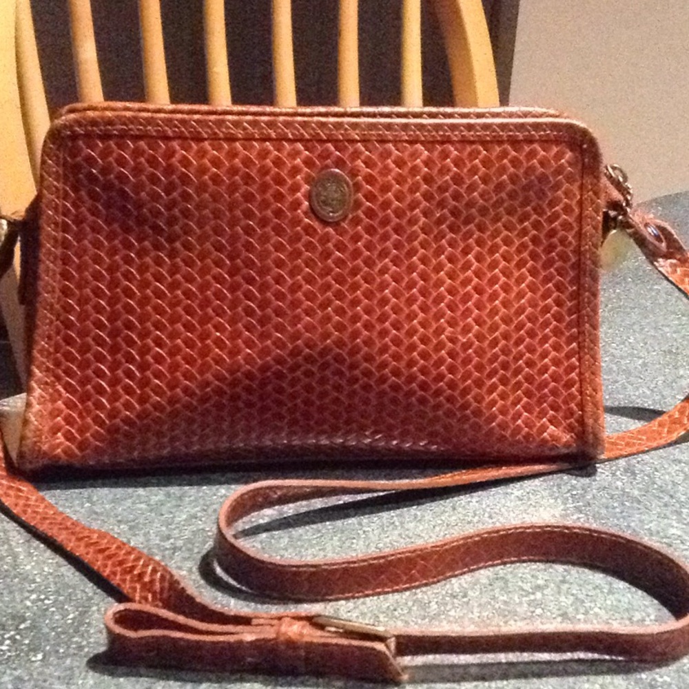 Handbag - Picture 2 of 5