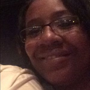 Meet your Posher, Marcia