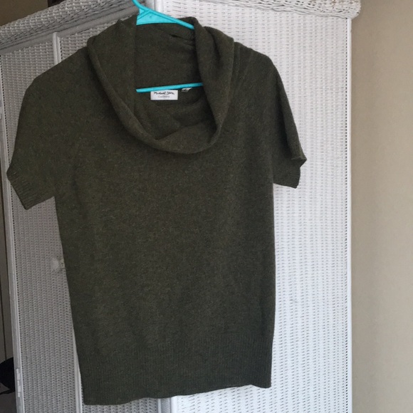 Soft short sleeve cashmere sweater - Picture 1 of 2