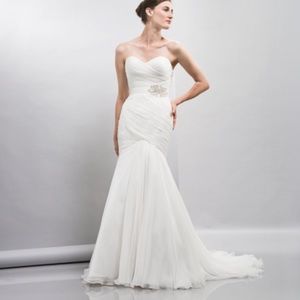 Lis Simon “Erin” wedding dress