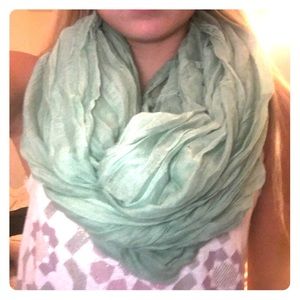 Infinity scarf