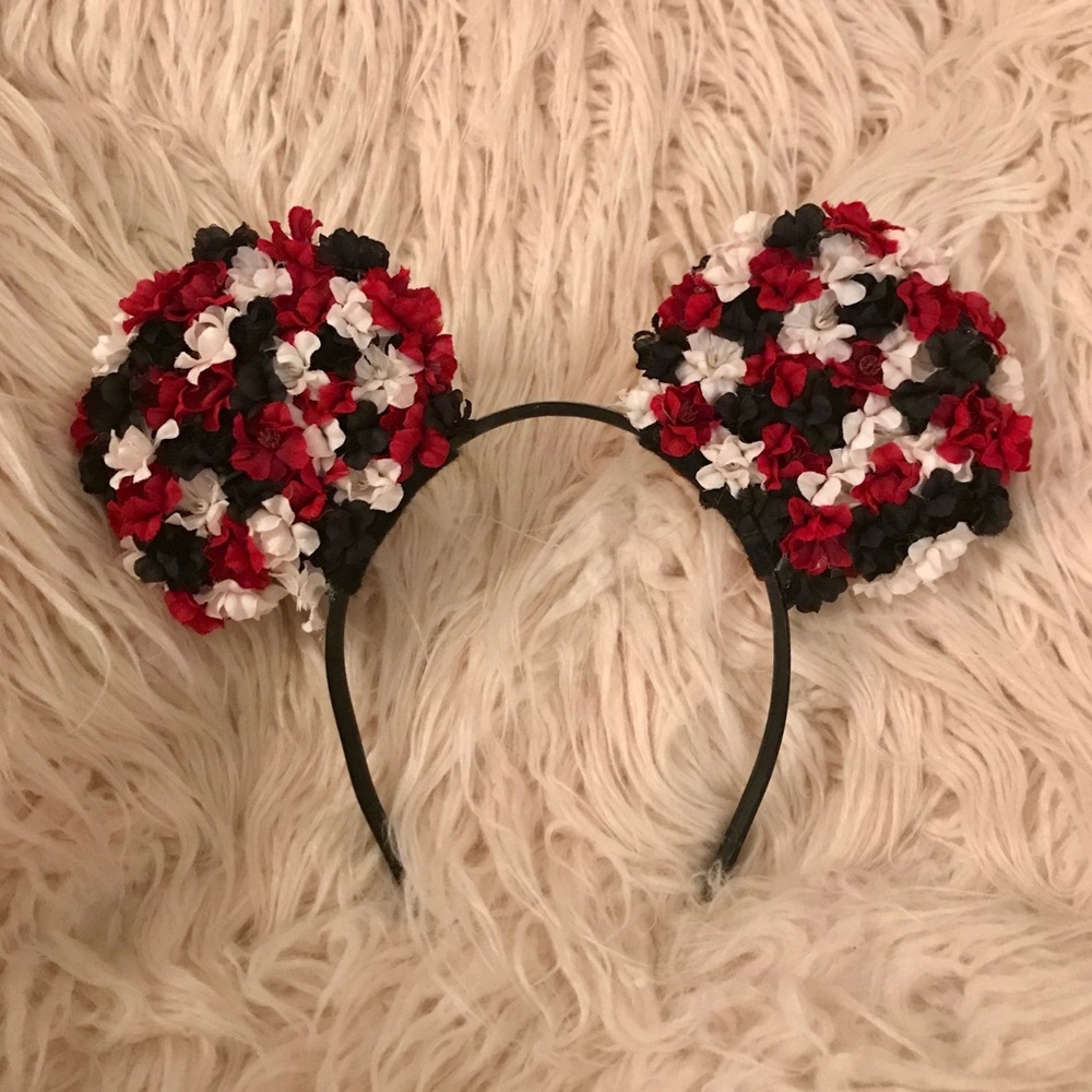 Hand-made Mickey/Minnie mouse ears