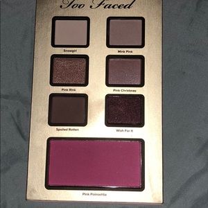 Too faced best year ever 1/3 - I believe in pink