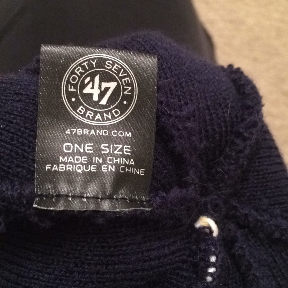 RAMS winter hat - Picture 3 of 4