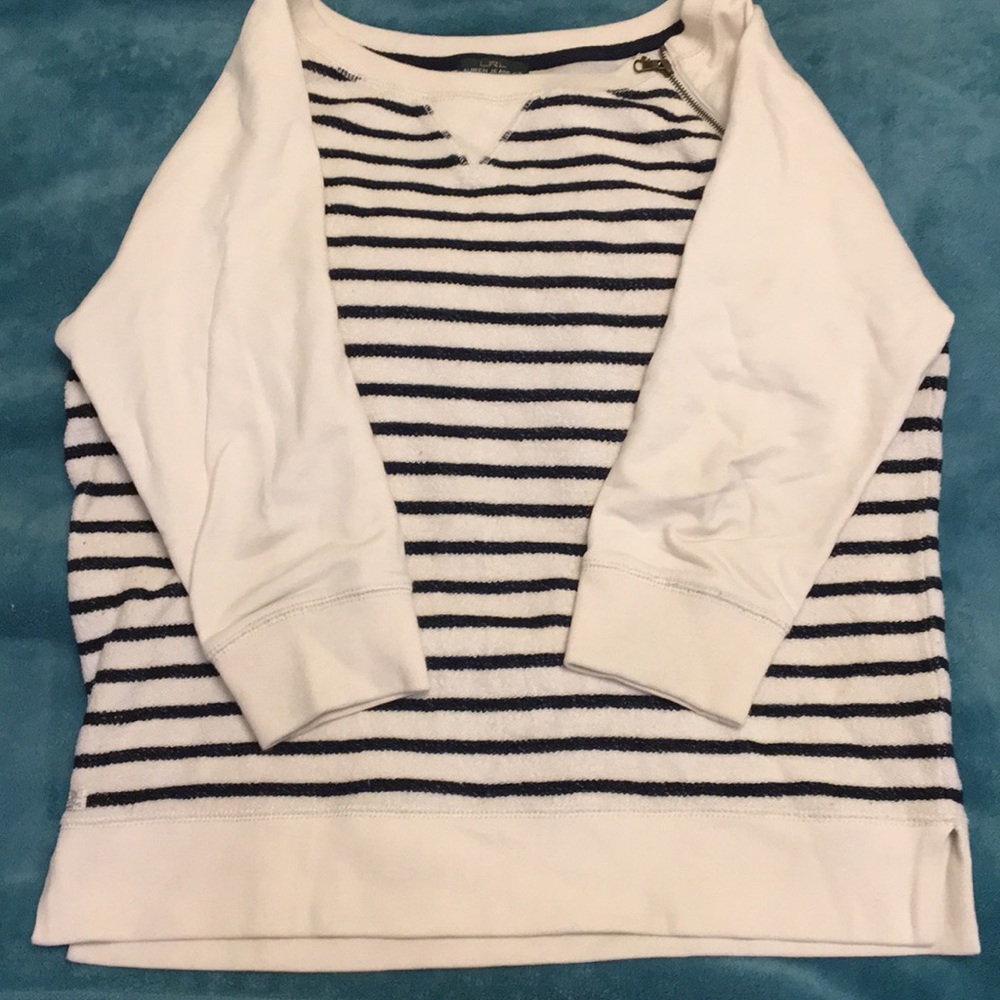 Striped sweatshirt
