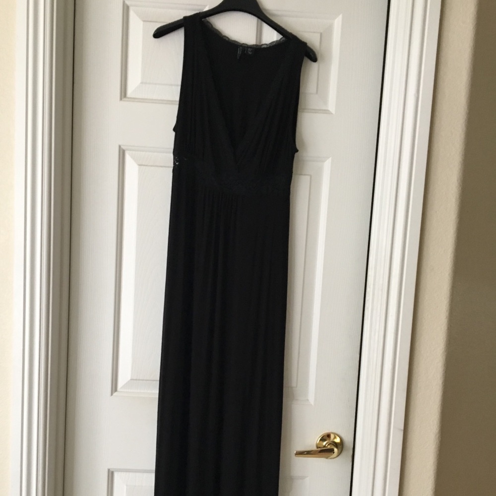 Black maxi night gown lace trimmed NWOT