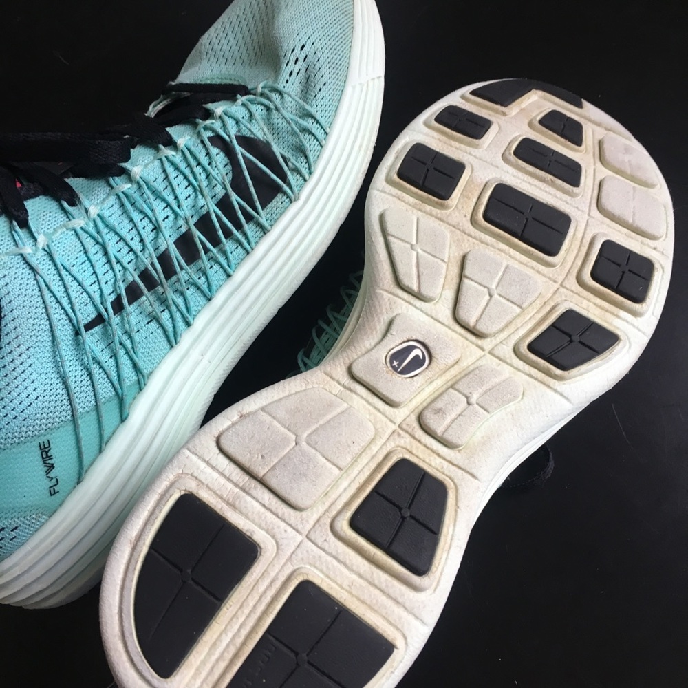 blue nike shoes