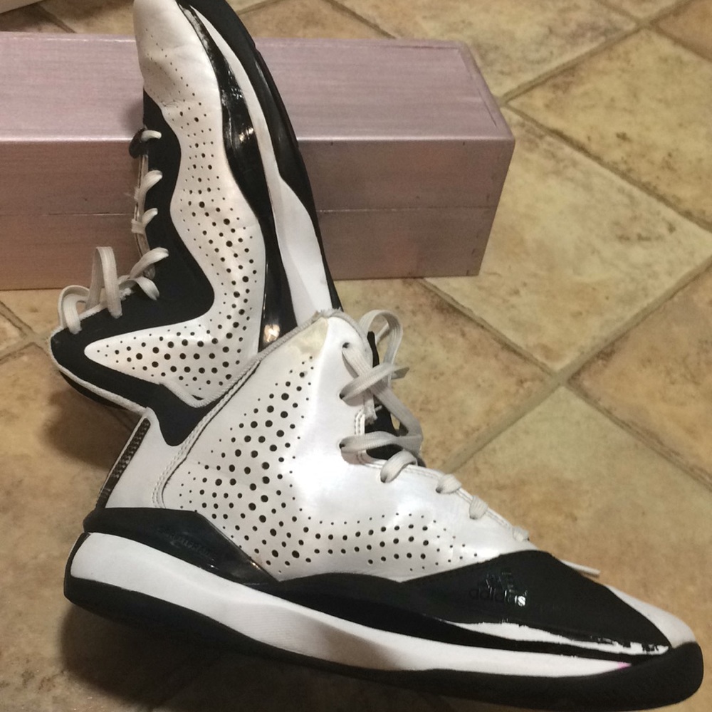 Adidas men’s size 7 sneakers - Picture 8 of 8