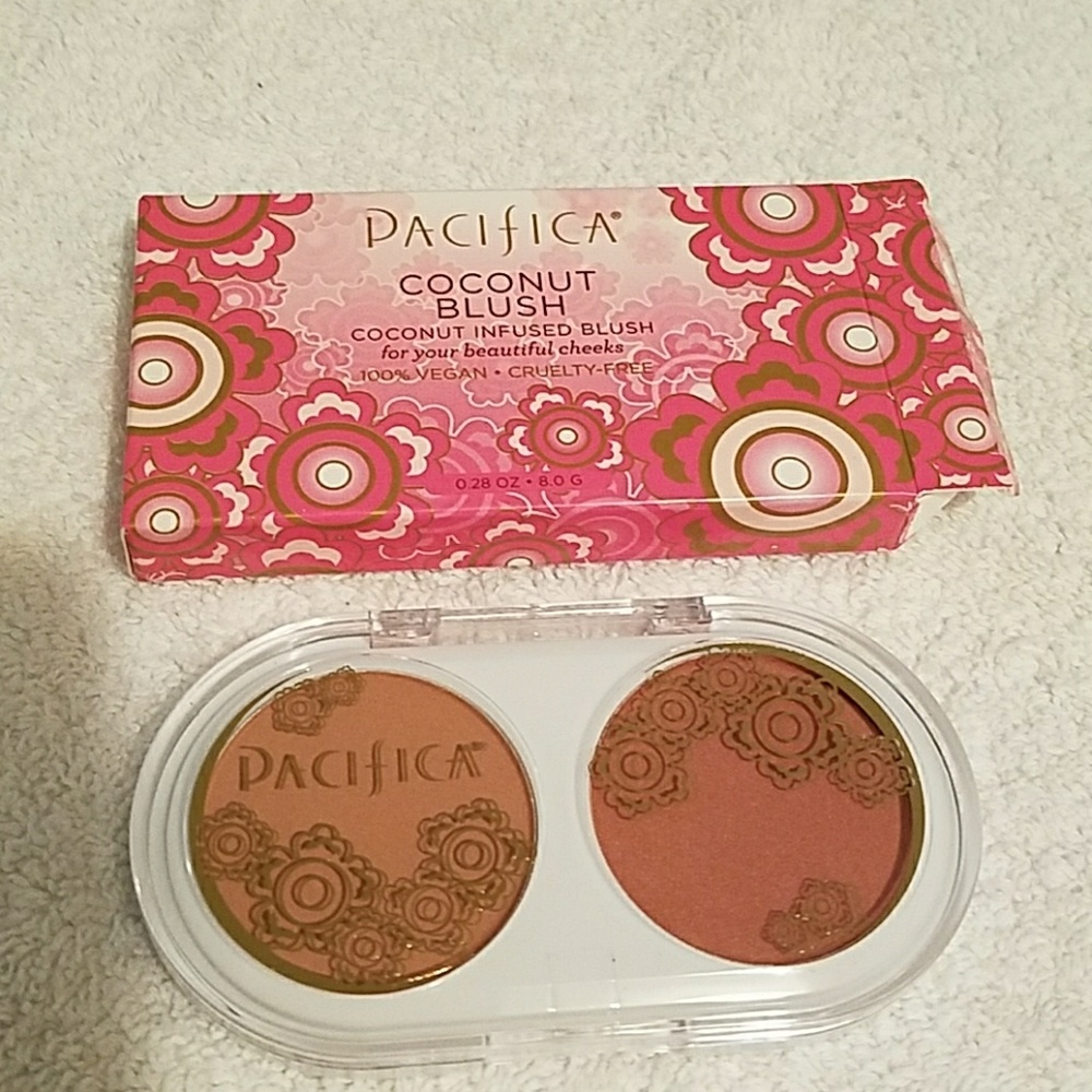 Coconut infused blush NWOT