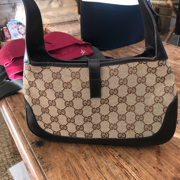Gucci Bag - Picture 2 of 2