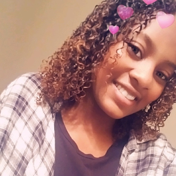 Meet your Posher, Aniyah - Picture 1 of 1