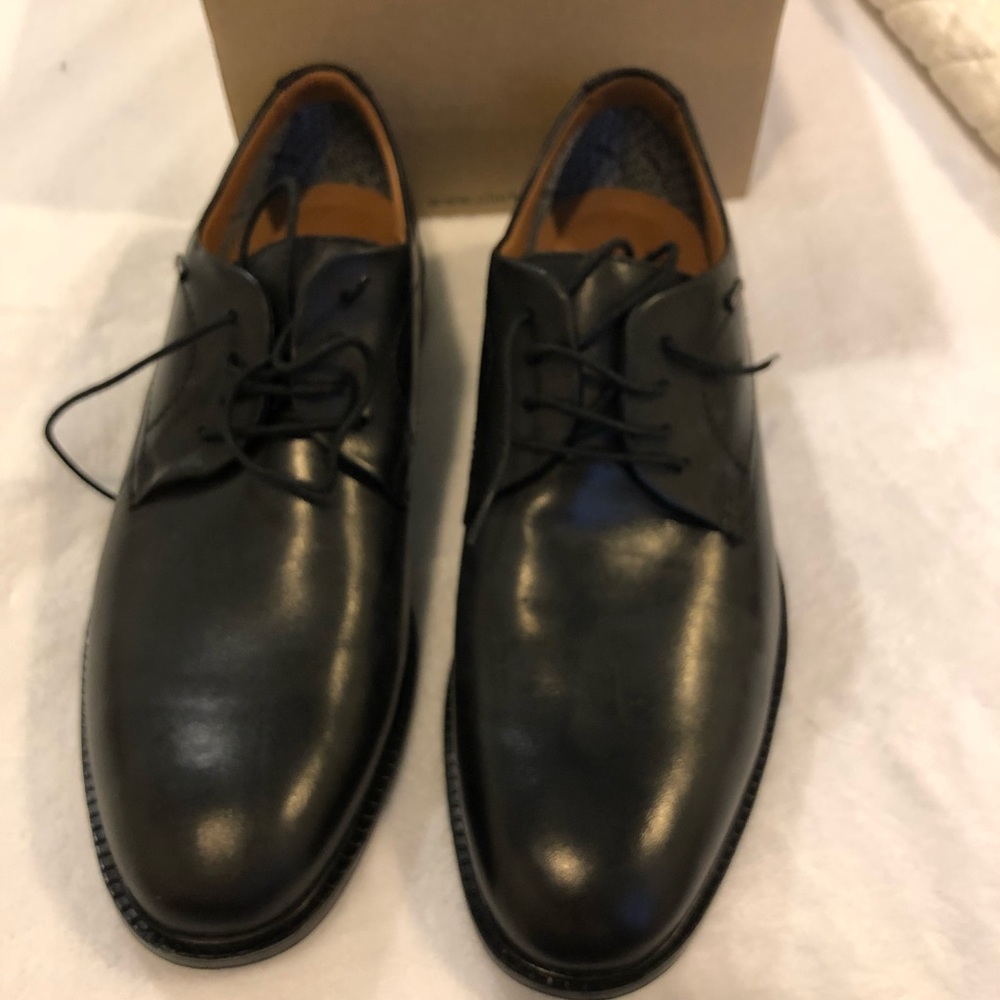 Waterproof Dress Shoes - New with Tags - Clark’s