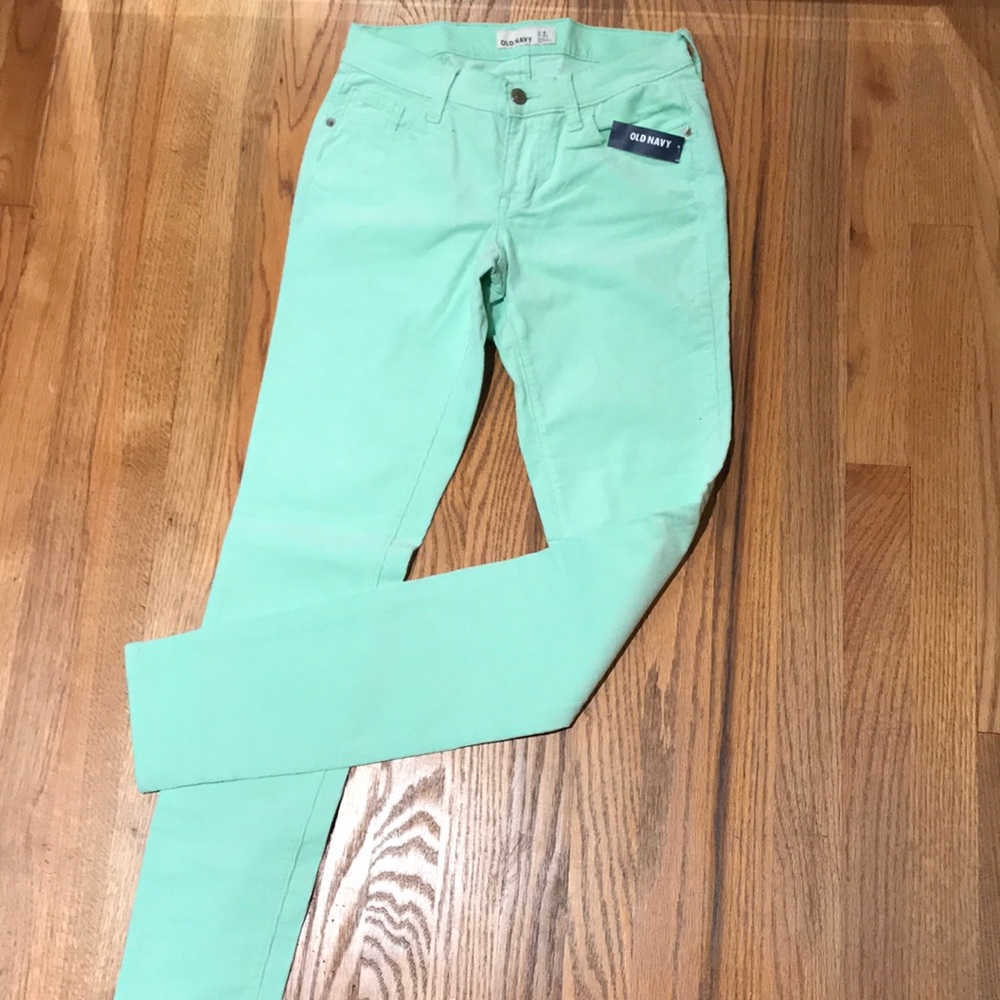 Skinny stretchy corduroy pants