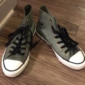 GREEN HIGH TOP CONVERSE