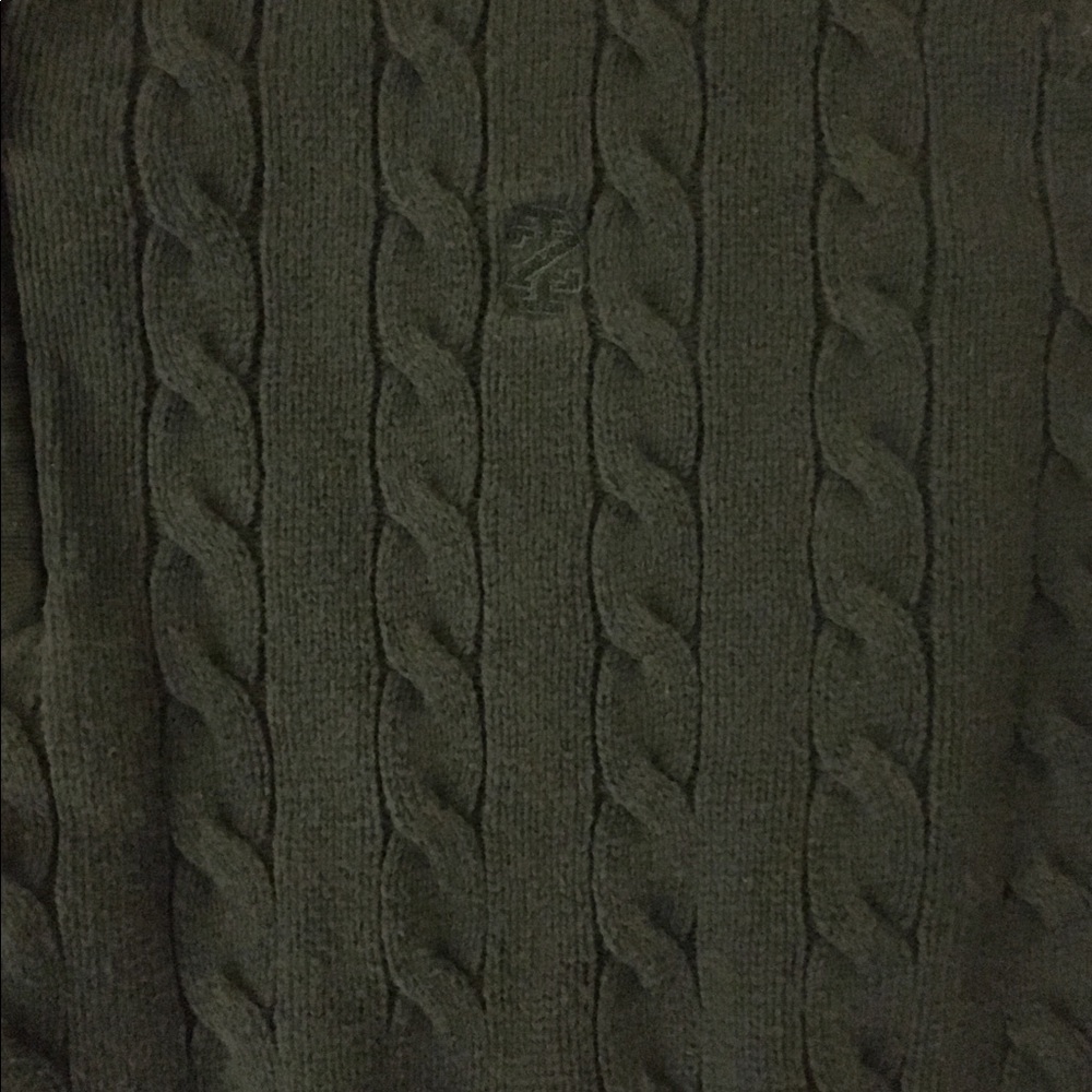 Men’s Forest Green Izod Sweater - Picture 3 of 3