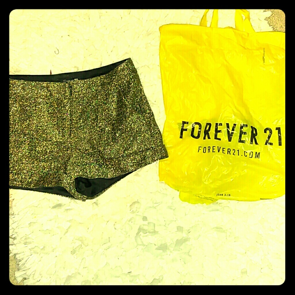 High wasted glitter sequence shorts