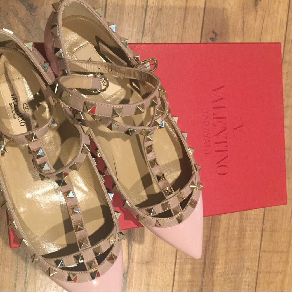 Valentino Rockstud T-strap sandals