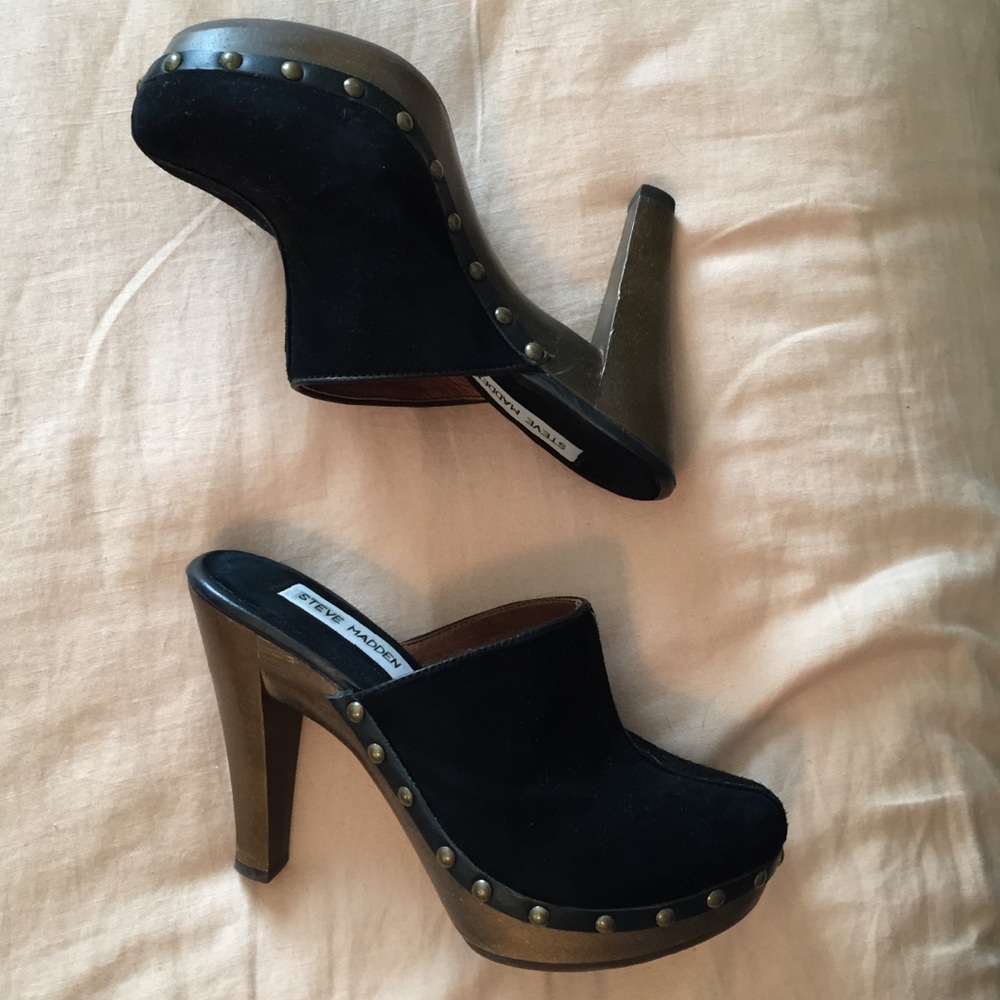 Steve Madden Black Clogs size 6