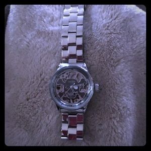 Skull watch