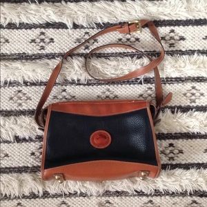 Vintage Dooney & Bourke leather crossbody purse