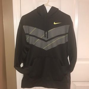 Nike therma fit hoodie