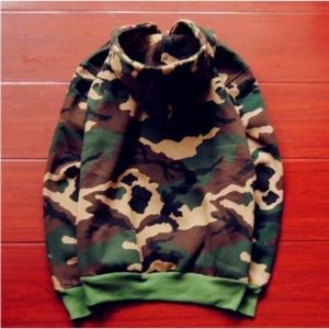 Supreme camo hoodie