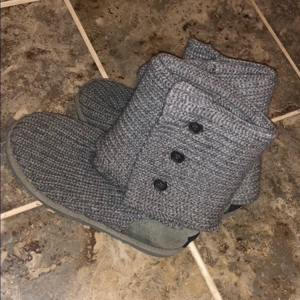 Knitted Uggs