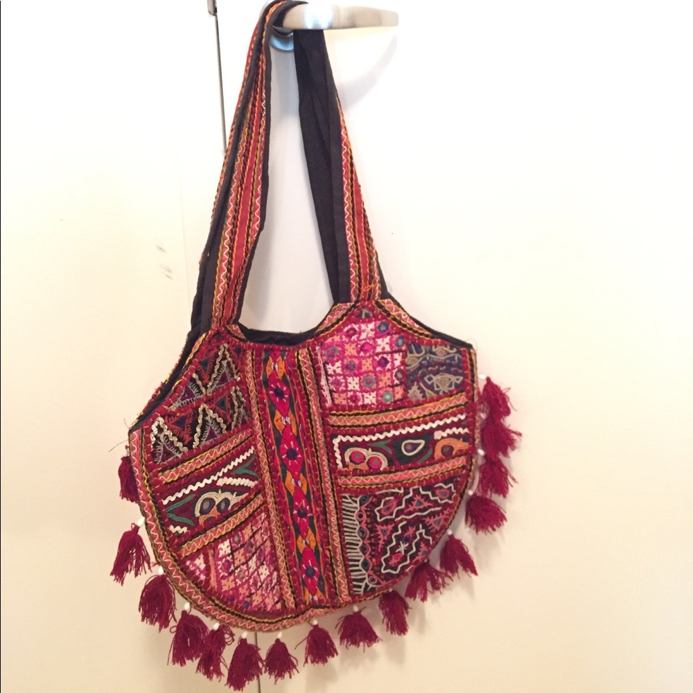 Authentic hand embroidered Indian hand bag