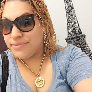 Meet your Posher, Daiana