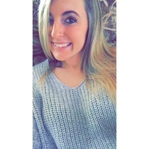 Meet your Posher, Casey